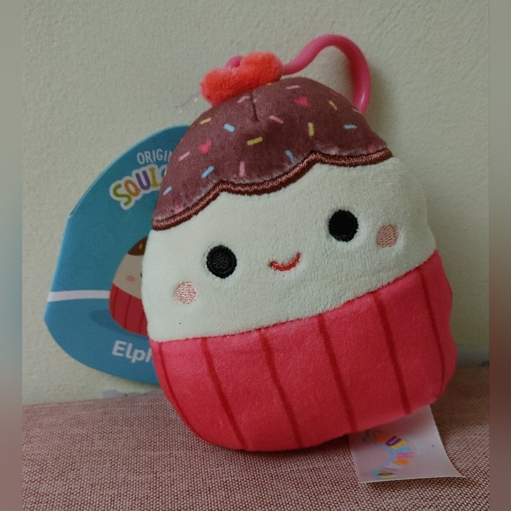 3.5" Valentine's Day Squishmallows Elpha The Cupcake Keychain Clip
